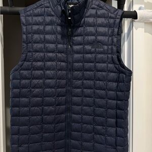 The North Face Men's Dark Blue Quilted Vest